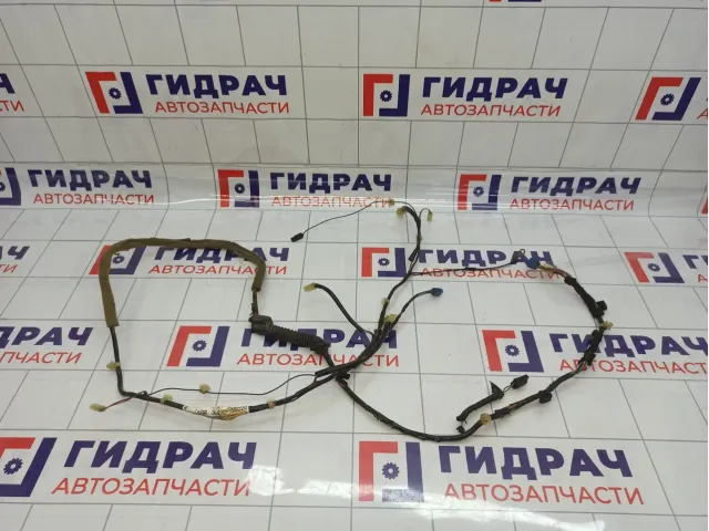 Проводка двери багажника Suzuki Liana (RC31S) 36680-54G20