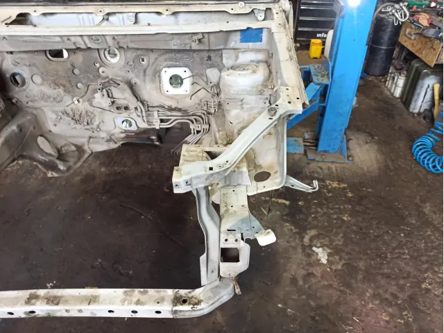 Лонжерон передний левый Suzuki Liana (RC31S)