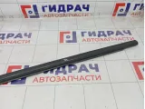 Накладка стекла заднего левого Suzuki Liana 8384154G00