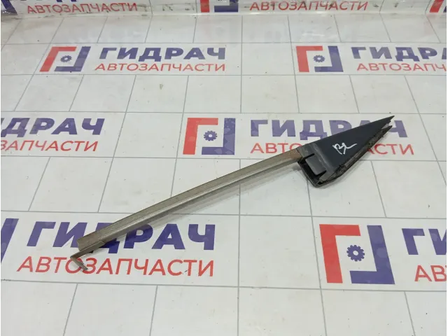 Накладка двери задней левой Suzuki Liana 8178054G00