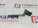 Петля капота правая Suzuki Liana 5741054G00