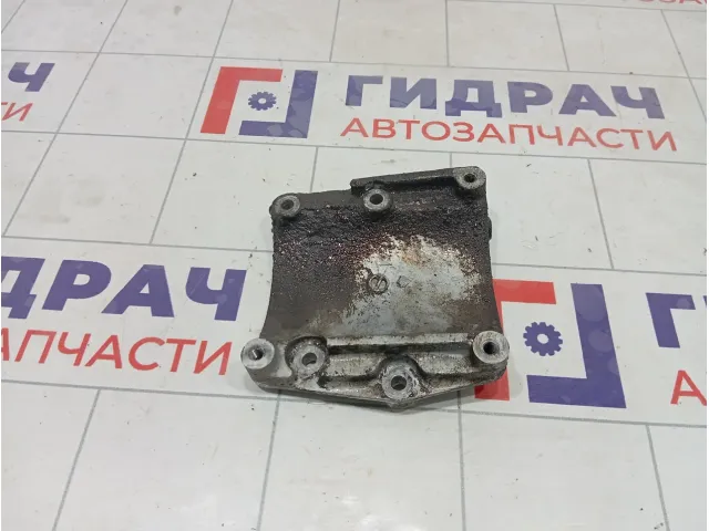 Кронштейн кондиционера Suzuki Liana 9511154G01