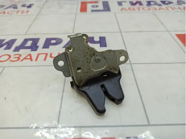 Замок багажника Suzuki Liana 8250155G00