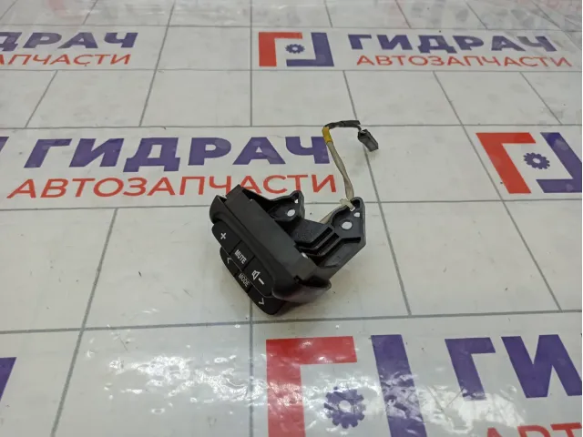 Блок кнопок управления магнитолой Suzuki Liana 3746050J10