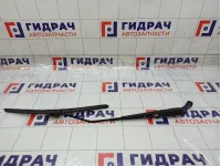 Поводок стеклоочистителя (Поводок дворника) передний правый Suzuki Liana 3831054G20