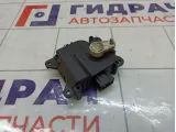 Моторчик заслонки отопителя (печки) Suzuki Liana 1138002350