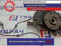 Кулак поворотный передний левый Suzuki SX4 45151-80J52. С датчиком ABS.