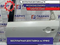 Дверь задняя левая Suzuki SX4 68004-80810. Вмятина, царапина.