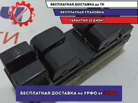 Блок управления стеклоподъемниками Suzuki SX4 37990-64J20. Потертости.