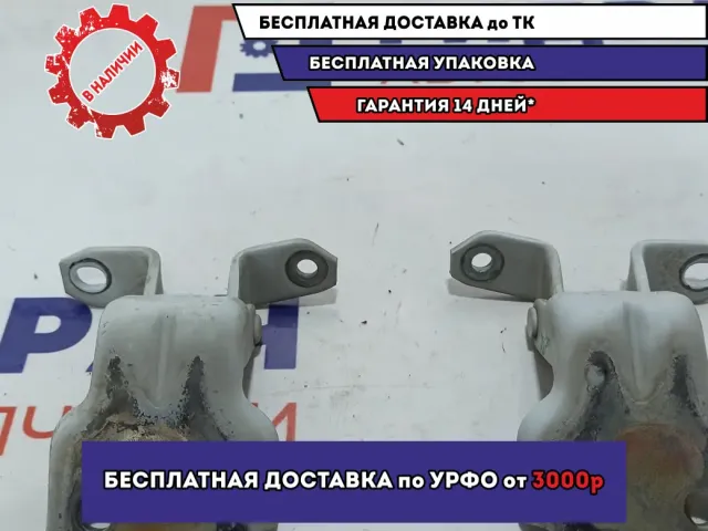 Петли двери передней правой Suzuki SX4 . Комплект.