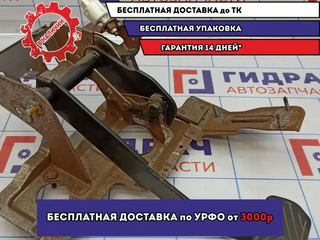 Педаль тормоза Suzuki SX4 4960080J62.