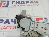 Стеклоподъемник электрический передний правый Suzuki SX4 8340179J12