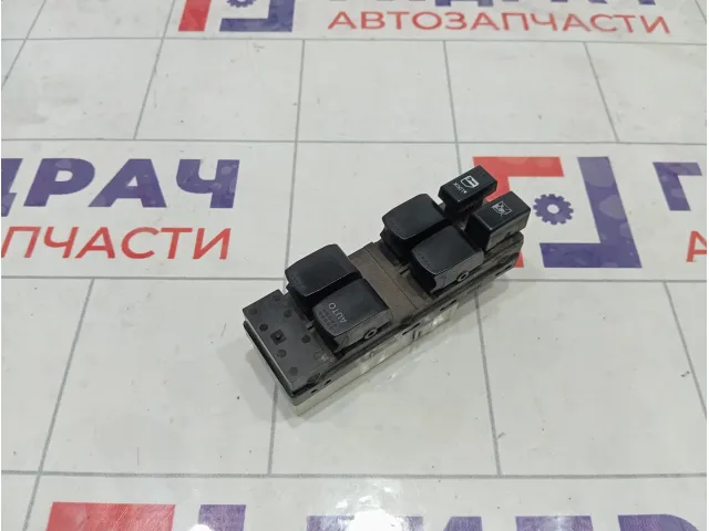 Блок управления стеклоподъемниками Suzuki SX4 3799064J20