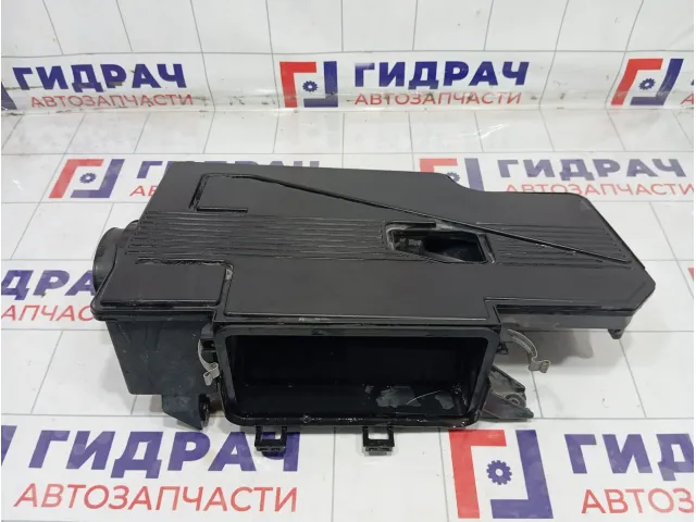 Корпус воздушного фильтра Suzuki SX4 1370079J00