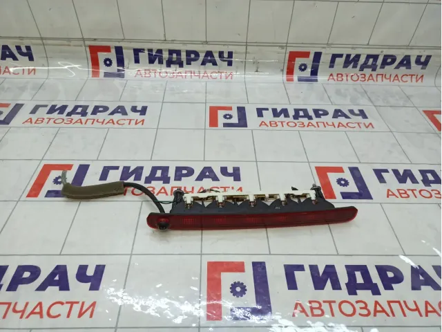 Фонарь задний стоп сигнал Suzuki SX4 3582079J00
