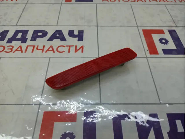 Отражатель в задний бампер левый Suzuki SX4 3597079J02