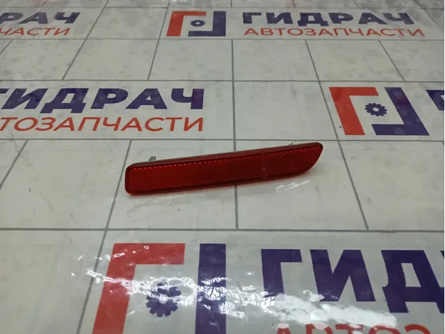 Отражатель в задний бампер правый Suzuki SX4 3595079J02