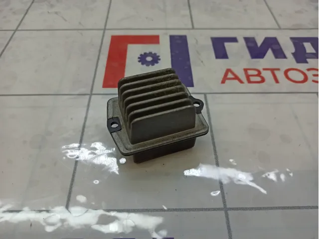 Резистор отопителя Suzuki SX4 9562680J00