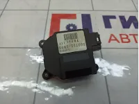 Моторчик заслонки отопителя (печки) Suzuki SX4 5037521030