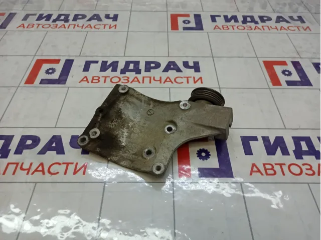 Кронштейн кондиционера Suzuki SX4 9511163J00