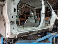 Порог со стойкой левый Suzuki SX4