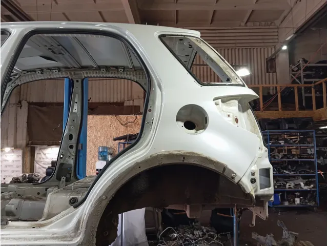 Крыло заднее левое Suzuki SX4