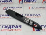 Накладка блока управления стеклоподъемниками Suzuki SX4 8372580J10