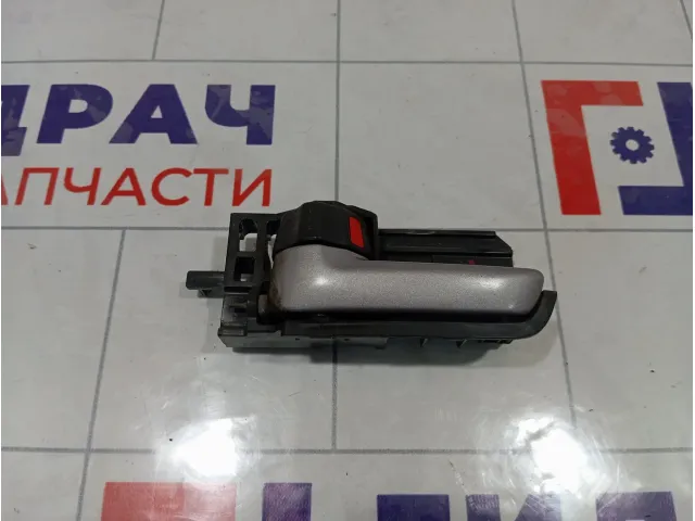 Ручка двери внутренняя левая Suzuki SX4 8313063J20FC6