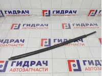 Накладка стекла заднего правого Suzuki SX4 8383180J00