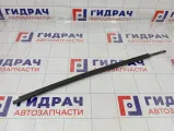 Накладка стекла заднего правого Suzuki SX4 8383180J00