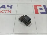 Кнопка стеклоподъемника Suzuki SX4 3799562J00