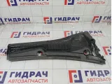 Решетка под лобовое стекло (Жабо) левая Suzuki SX4 7234180J1