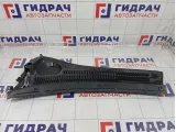 Решетка под лобовое стекло (Жабо) правая Suzuki SX4 7233180J1