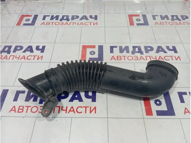 Патрубок воздушного фильтра Suzuki SX4 1376679J00