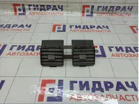 Дефлектор воздушный центральный Suzuki SX4