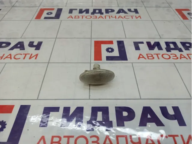 Повторитель на крыло Suzuki SX4 3641051K00