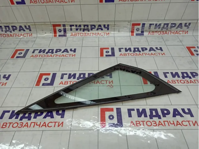 Стекло кузовное глухое (форточка) левое Suzuki SX4 8456080J13