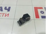 Кнопка стеклоподъемника Suzuki SX4 3799562J00