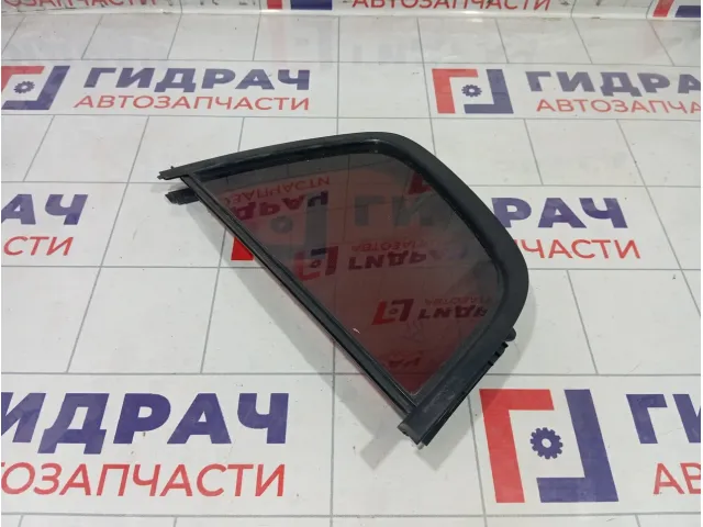 Стекло двери задней левой Suzuki SX4 8455675KA0