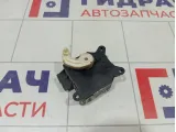Моторчик заслонки отопителя (печки) Suzuki SX4 5037521030