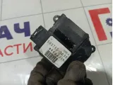 Моторчик заслонки отопителя (печки) Suzuki SX4 5037521030