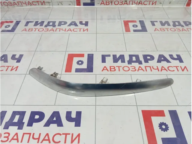 Накладка торпедо правая Suzuki SX4 7385180J1