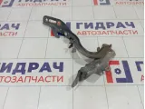 Петля капота правая Suzuki SX4 5741080J00