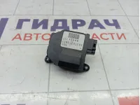 Моторчик заслонки отопителя (печки) Suzuki SX4 5037521021