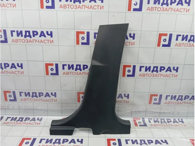 Обшивка стойки средней правой нижняя Suzuki SX4 7623079J00