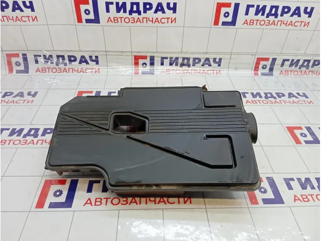 Корпус воздушного фильтра Suzuki SX4 1370079J00