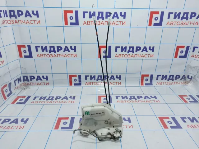 Замок двери передней правой Suzuki SX4 82201-79J42