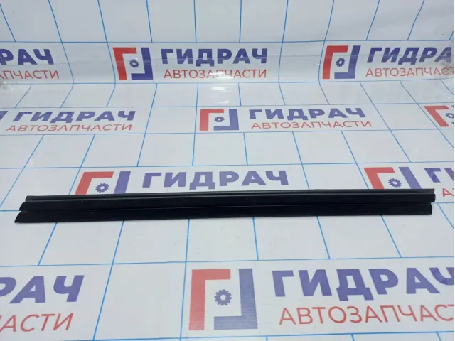 Уплотнитель двери задней левой внутренний Suzuki SX4 83861-79J00