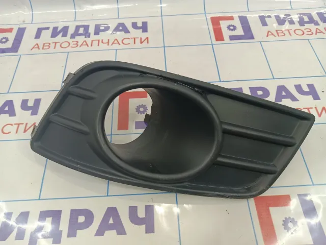Рамка противотуманной фары левой Suzuki SX4 71752-55L00