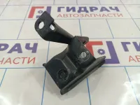 Кронштейн двигателя передний Suzuki SX4 11761-79J00